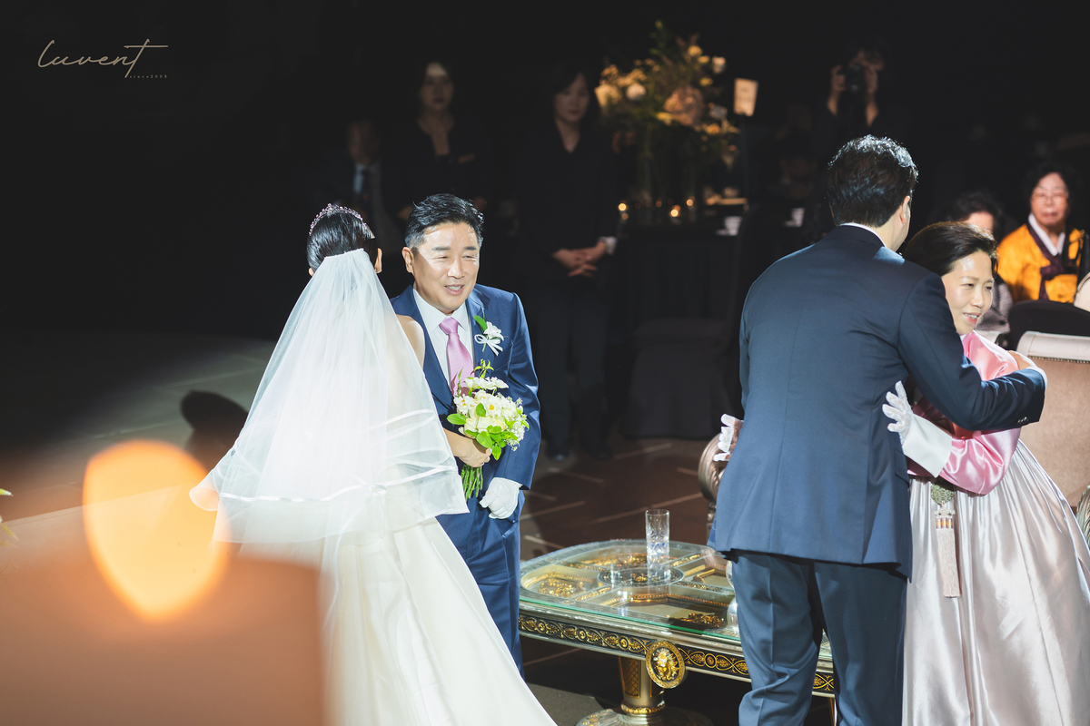 이미지명